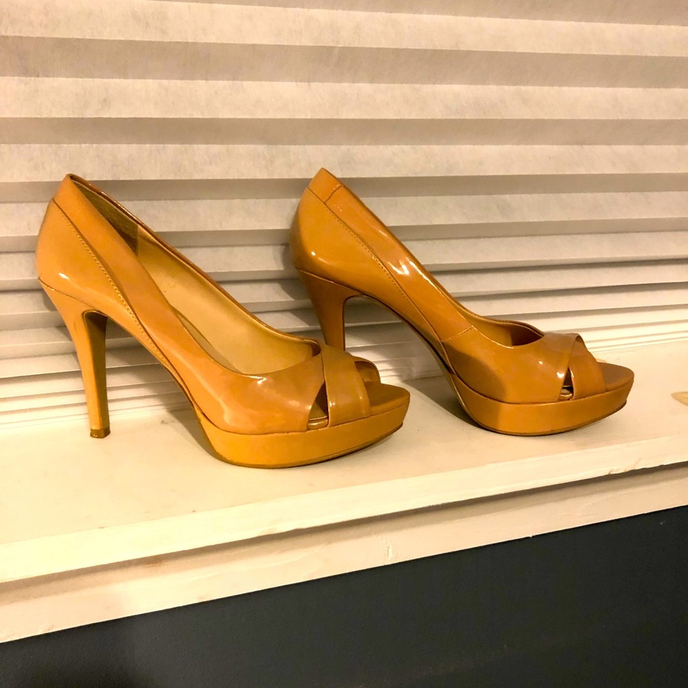 Nine West 7 baristas. Patten leather nude heels.